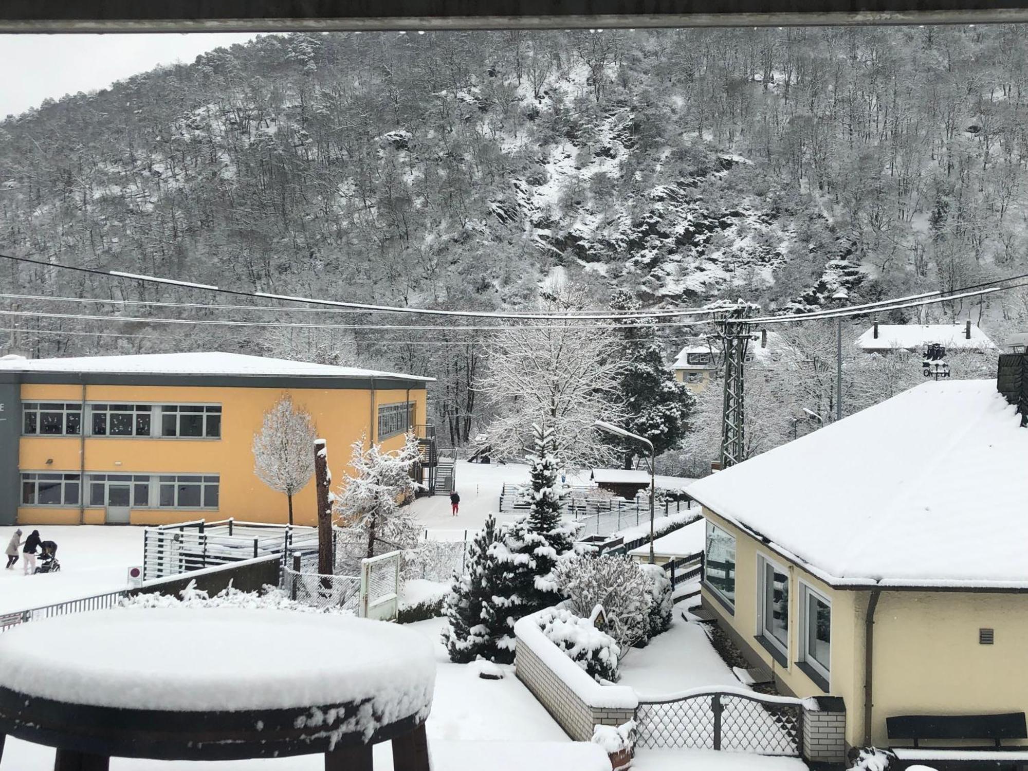 Rheinliebe Bistro Und Pension Лорх ам Рейн Екстериор снимка